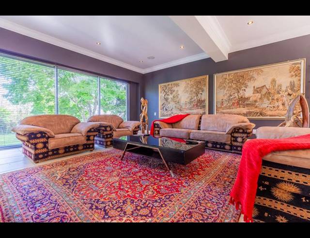 6 BEDROOM PROPERTY TO RENT IN WATERKLOOF RIDGE